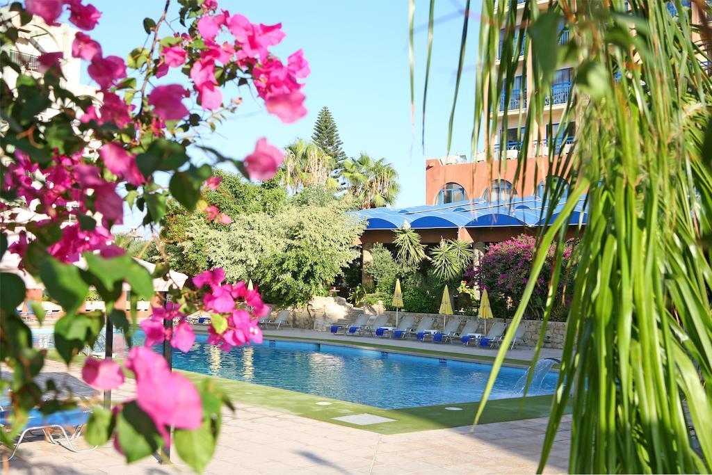 Отель Navarria Blue 3*